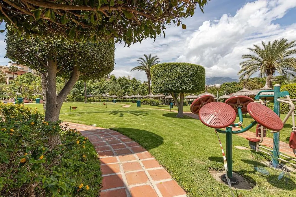 Fantastic Benal Beach Studio With Water Park Benalmádena